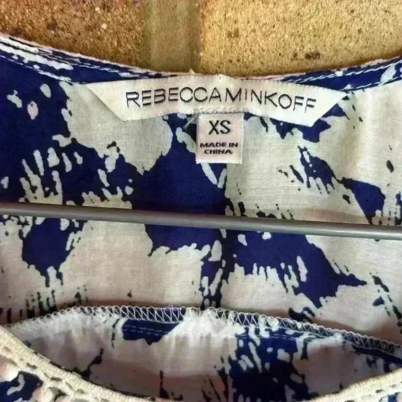 Rebecca Minkoff sleeveless high Low hemline patterned tank - Picture 4 of 6